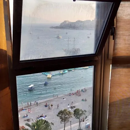 Dealuna Apartment